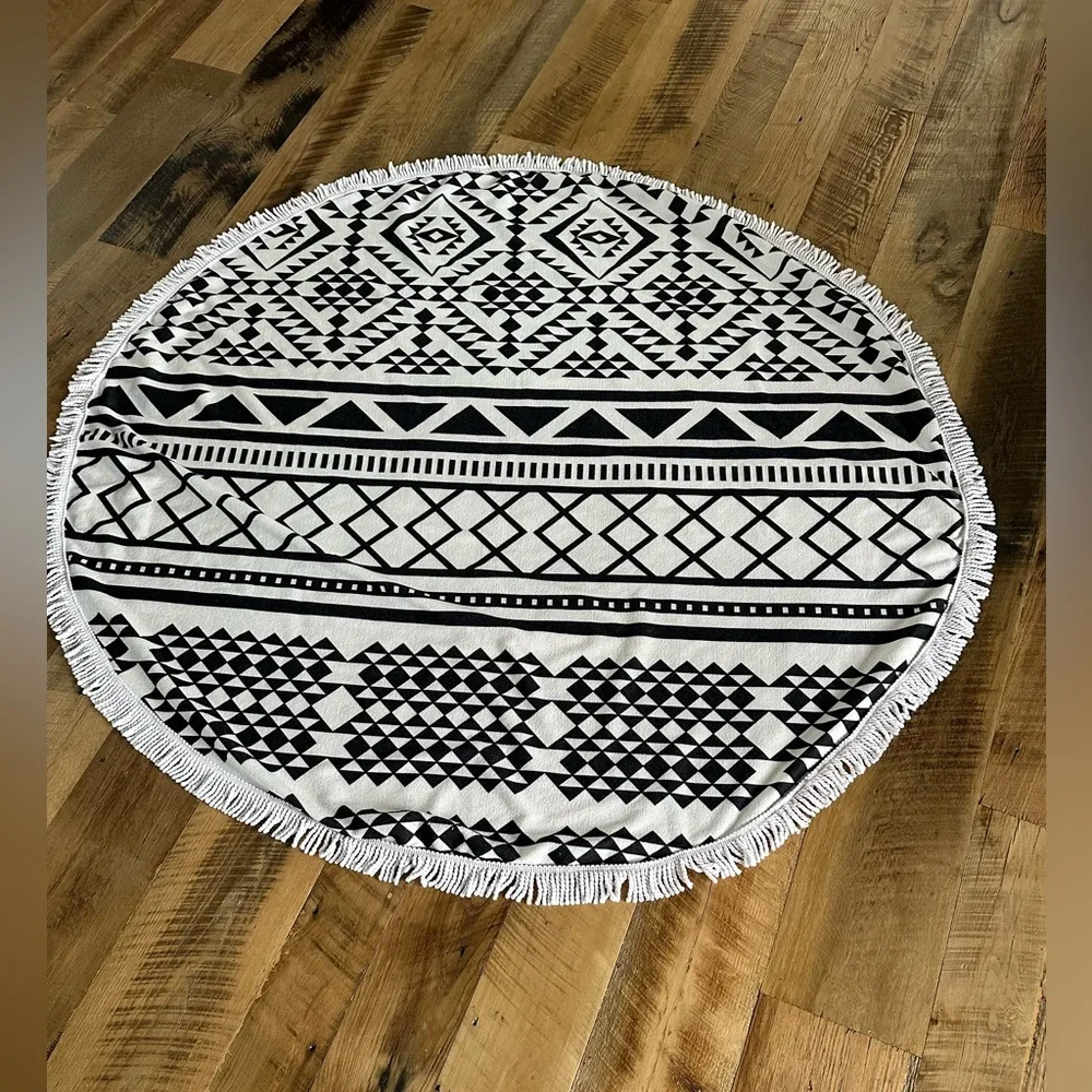 Towel Round Beach Black Wht Boho Tapestry Tribal Oversize Park Blanket 60” Yoga